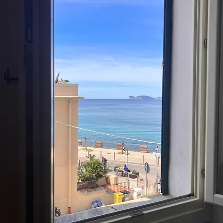 Apartment Waterfront Marghe